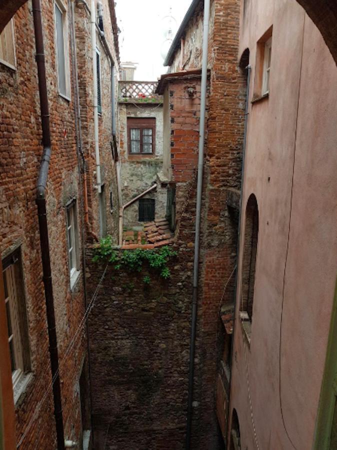 Old Pelleria Appartement Lucca Buitenkant foto